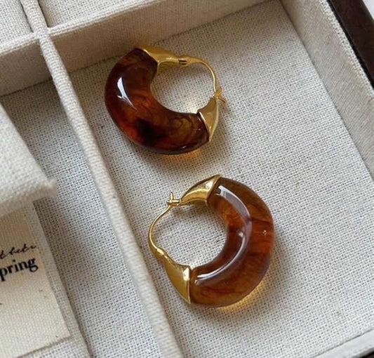 Elegant Ushaped Dangles