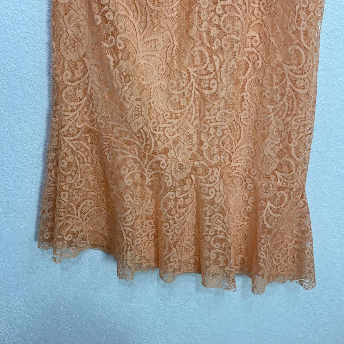 NEW Peach Floral Lace Cato Skirt with Asymmetrical Hem with Peplum Bottom - M