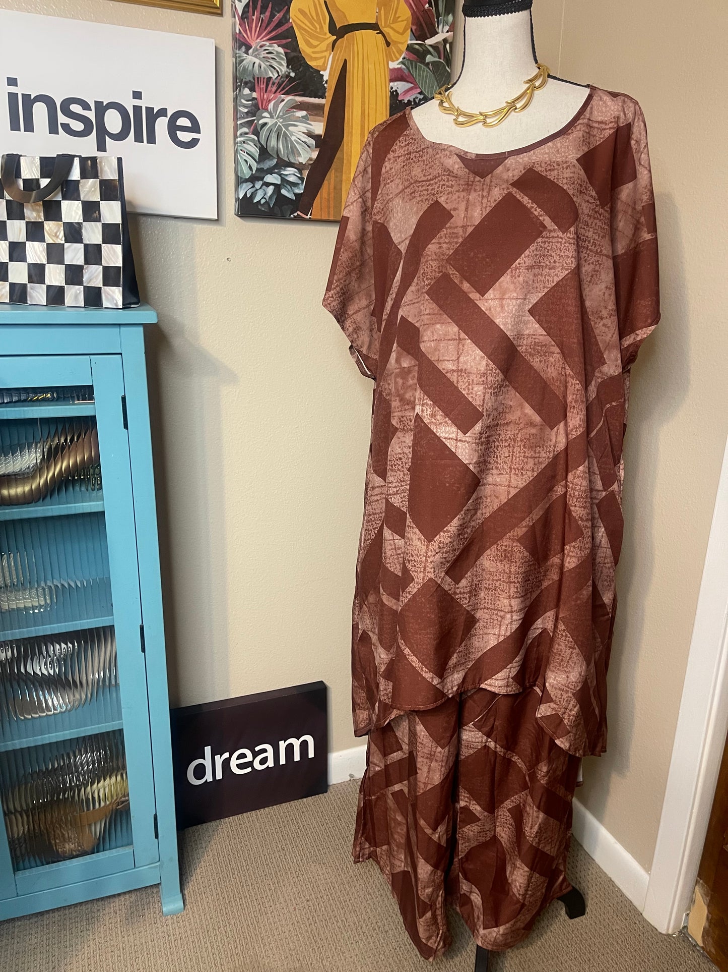 Brown Pattered High/Low 2-Piece Set by Shein Curve -1XL (BF 14/XL)