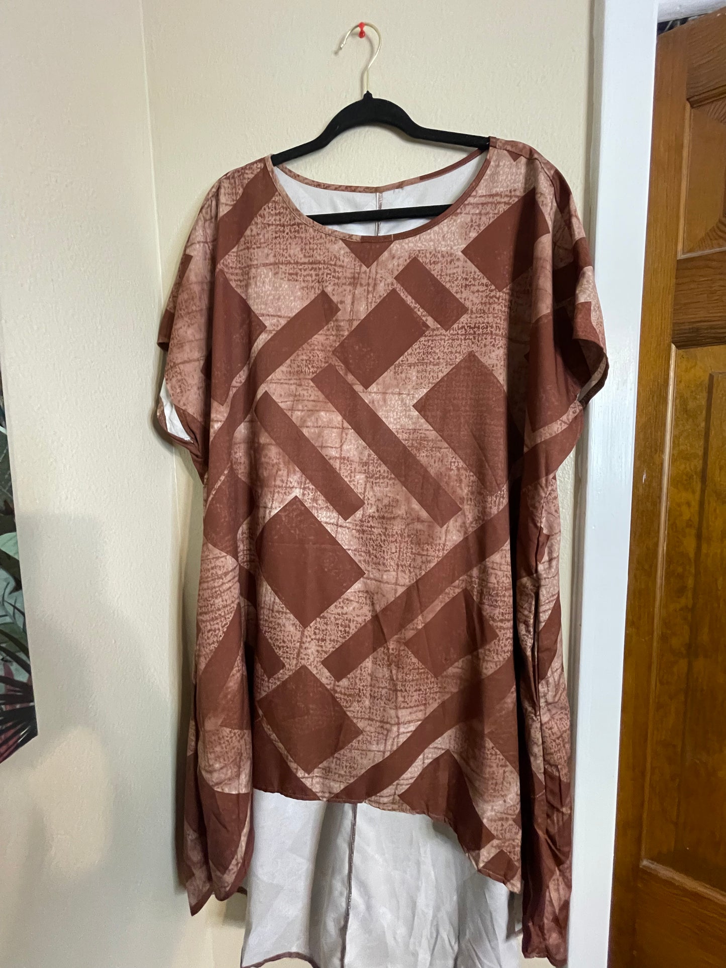 Brown Pattered High/Low 2-Piece Set by Shein Curve -1XL (BF 14/XL)