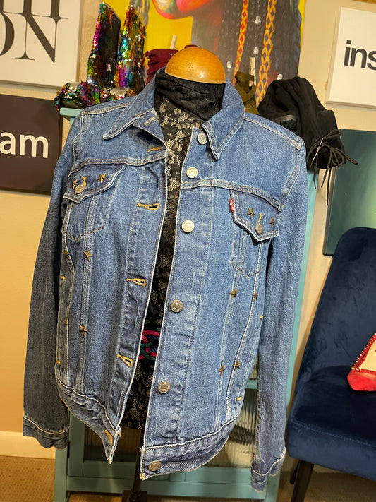 Levi’s Trucker Blue Denim Jean Jacket w/ Gold Stars (XL)