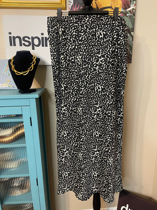 NEW Black/White Leopard Print Midi/Maxi Skirt by A New Day - M